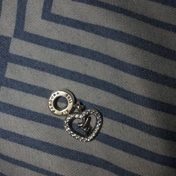 Pandora x Disney Charm - Picture 2 of 2